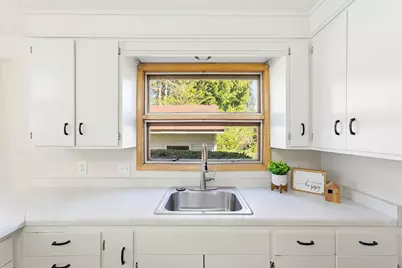 114 W Olin Avenue, Madison, WI 53715 - Photo 8