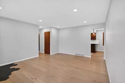 499 Hyland Drive, Stoughton, WI 53589 - Photo 6