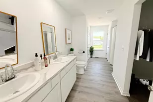 11520 N Newville Trails Ct, Edgerton, WI 53534 - Photo 10