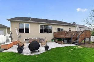 2674 Sweet Sparrow Pl, Sun Prairie, WI 53590 - Photo 12