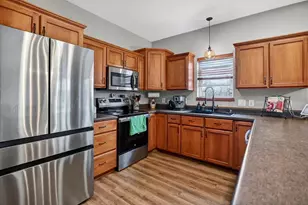 2674 Sweet Sparrow Pl, Sun Prairie, WI 53590 - Photo 16