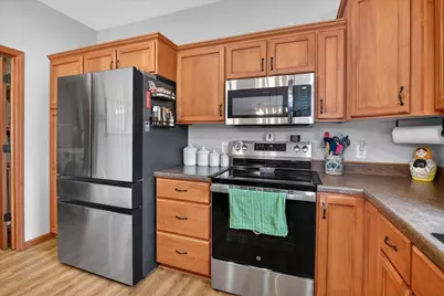2674 Sweet Sparrow Place, Sun Prairie, WI 53590 - Photo 18