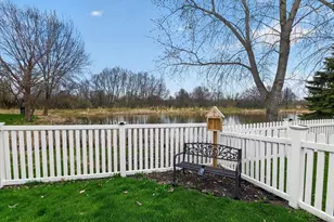 2674 Sweet Sparrow Pl, Sun Prairie, WI 53590 - Photo 8