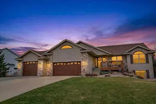 3215 Conservancy Estates Ln, Sun Prairie, WI 53590 - Photo 2