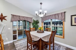 3215 Conservancy Estates Ln, Sun Prairie, WI 53590 - Photo 16