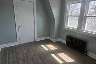 508 E Memorial Dr, Janesville, WI 53548 - Photo 8