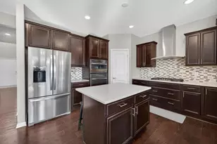 301 Hallmark Way, Sun Prairie, WI 53590 - Photo 8