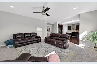 301 Hallmark Way, Sun Prairie, WI 53590 - Photo 12