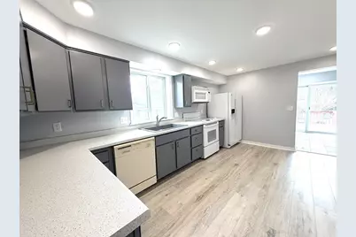 315 E Lacrosse Street, Tomah, WI 54660 - Photo 6