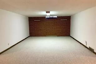 150 Hillcrest Cir, Sun Prairie, WI 53590 - Photo 24