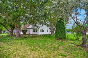 510 Scott St, Mazomanie, WI 53560 - Photo 8