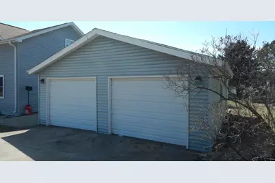 109 E Dodge Street, Ridgeville, WI 53533 - Photo 8