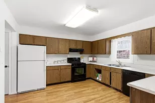 5501 Jan Dr, Fitchburg, WI 53711 - Photo 10