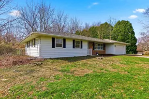 5501 Jan Dr, Fitchburg, WI 53711 - Photo 2