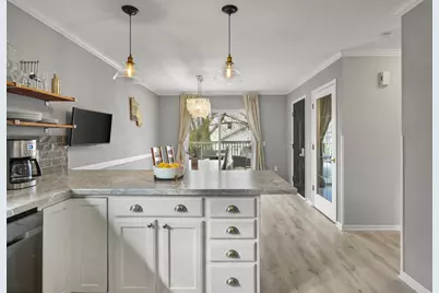 6533 Urich Terrace, Madison, WI 53719 - Photo 8