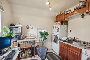 736 E Johnson St, Madison, WI 53703 - Photo 34