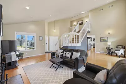 34 Maple View Court, Madison, WI 53719 - Photo 8