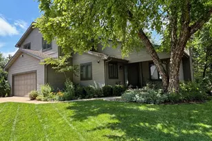 34 Maple View Ct, Madison, WI 53719 - Photo 1