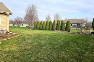 4295 Kingsford Dr, Janesville, WI 53546 - Photo 6