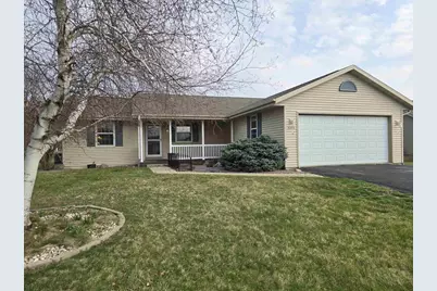4295 Kingsford Drive, Janesville, WI 53546 - Photo 2