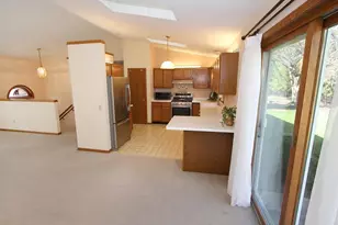 614 Engelhart Dr, Madison, WI 53713 - Photo 10