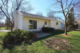 614 Engelhart Dr, Madison, WI 53713 - Photo 36