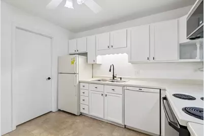 703 Kottke Drive, Madison, WI 53719 - Photo 10