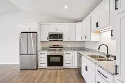 2463 Russell Court, Reedsburg, WI 53959 - Photo 16