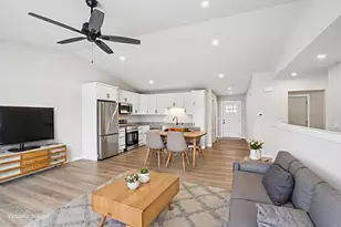 2463 Russell Ct, Reedsburg, WI 53959 - Photo 6