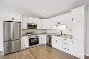 2463 Russell Ct, Reedsburg, WI 53959 - Photo 14