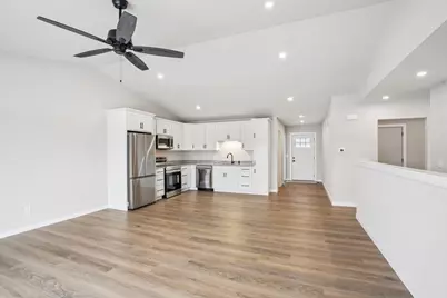 2463 Russell Court, Reedsburg, WI 53959 - Photo 10