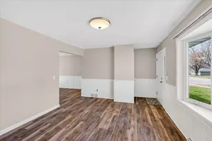 1841 S Walnut St, Janesville, WI 53546 - Photo 6