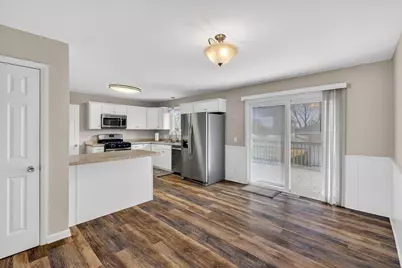 1841 S Walnut Street, Janesville, WI 53546 - Photo 8