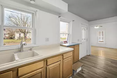 433 S Jackson Street, Janesville, WI 53548 - Photo 12