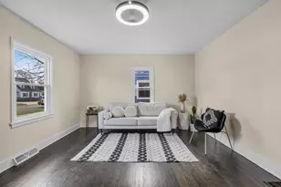 1306 W Wisconsin St, Portage, WI 53901 - Photo 6