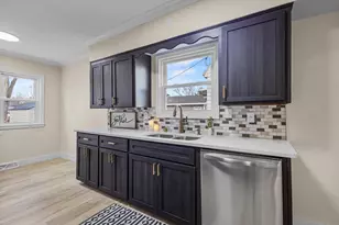 1306 W Wisconsin St, Portage, WI 53901 - Photo 12