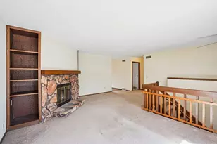 5800 Tudor Dr, Fitchburg, WI 53711 - Photo 6