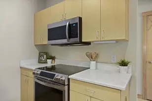 1037 Williamson St, Madison, WI 53703 - Photo 12