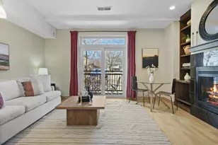 1037 Williamson St, Madison, WI 53703 - Photo 2