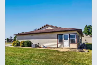 623 Saddle Ridge, Portage, WI 53901 - Photo 6
