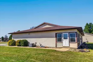 623 Saddle Ridge, Portage, WI 53901 - Photo 6