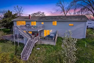 W7797 Summit Dr, Pardeeville, WI 53954 - Photo 22