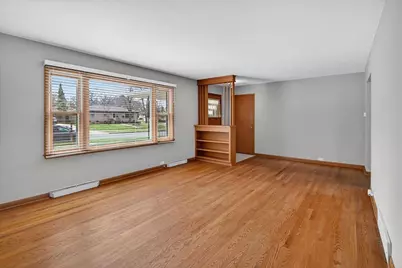 1806 Sachtjen Street, Madison, WI 53704 - Photo 2