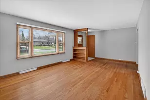 1806 Sachtjen St, Madison, WI 53704 - Photo 2