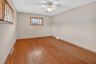 1806 Sachtjen St, Madison, WI 53704 - Photo 8