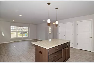 6137 Driscoll Drive, Madison, WI 53718 - Photo 8