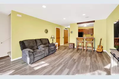 5326 Lake Park Boulevard, Madison, WI 53713 - Photo 4