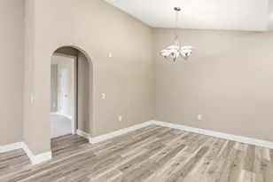 3282 Stonecreek Dr, Madison, WI 53719 - Photo 16