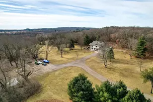 W8347 Thompson Rd, Poynette, WI 53955 - Photo 4