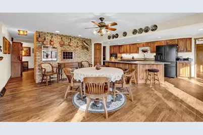 W8347 Thompson Road, Poynette, WI 53955 - Photo 6